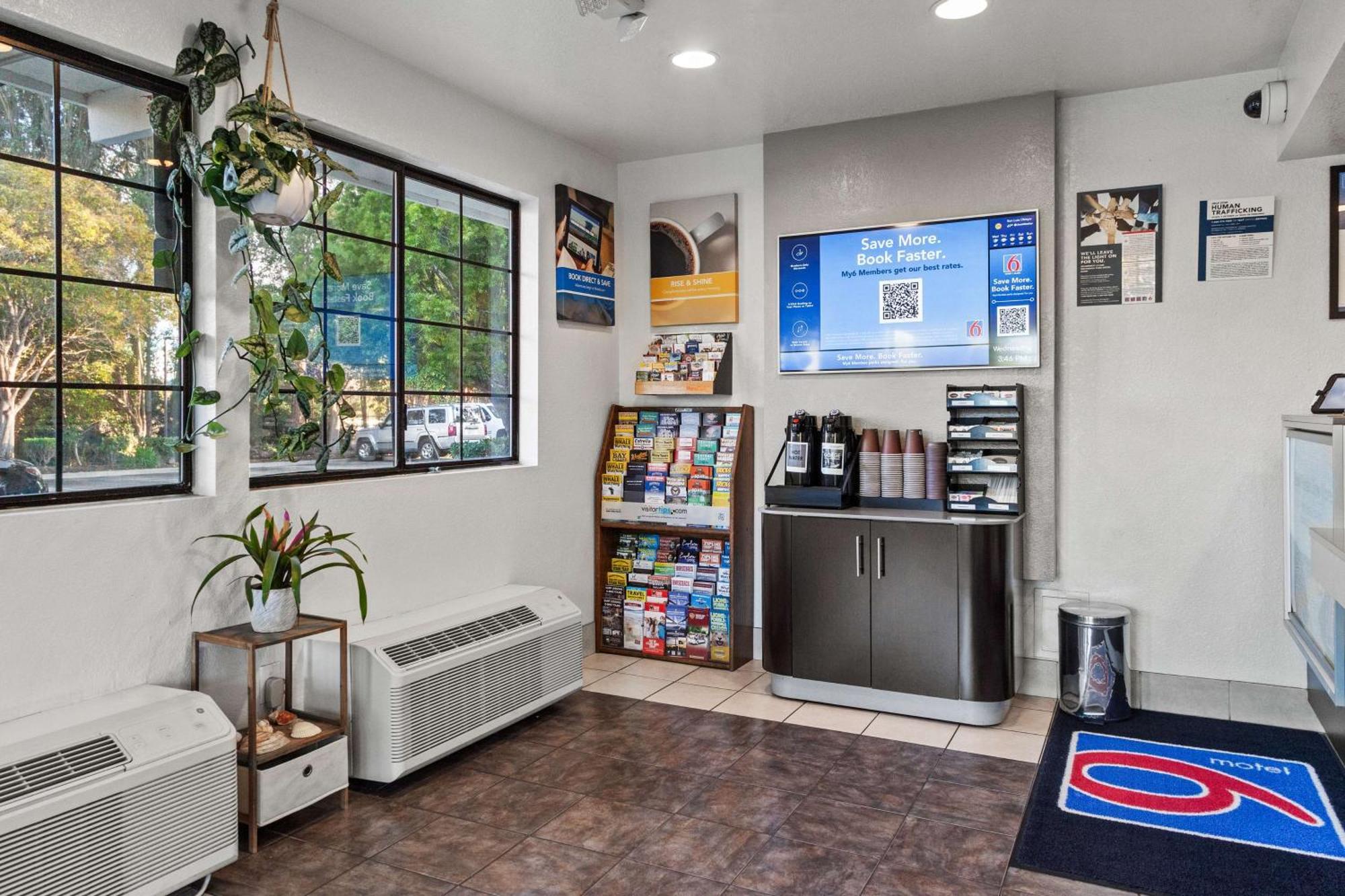 Motel 6-San Luis Obispo, Ca - South エクステリア 写真