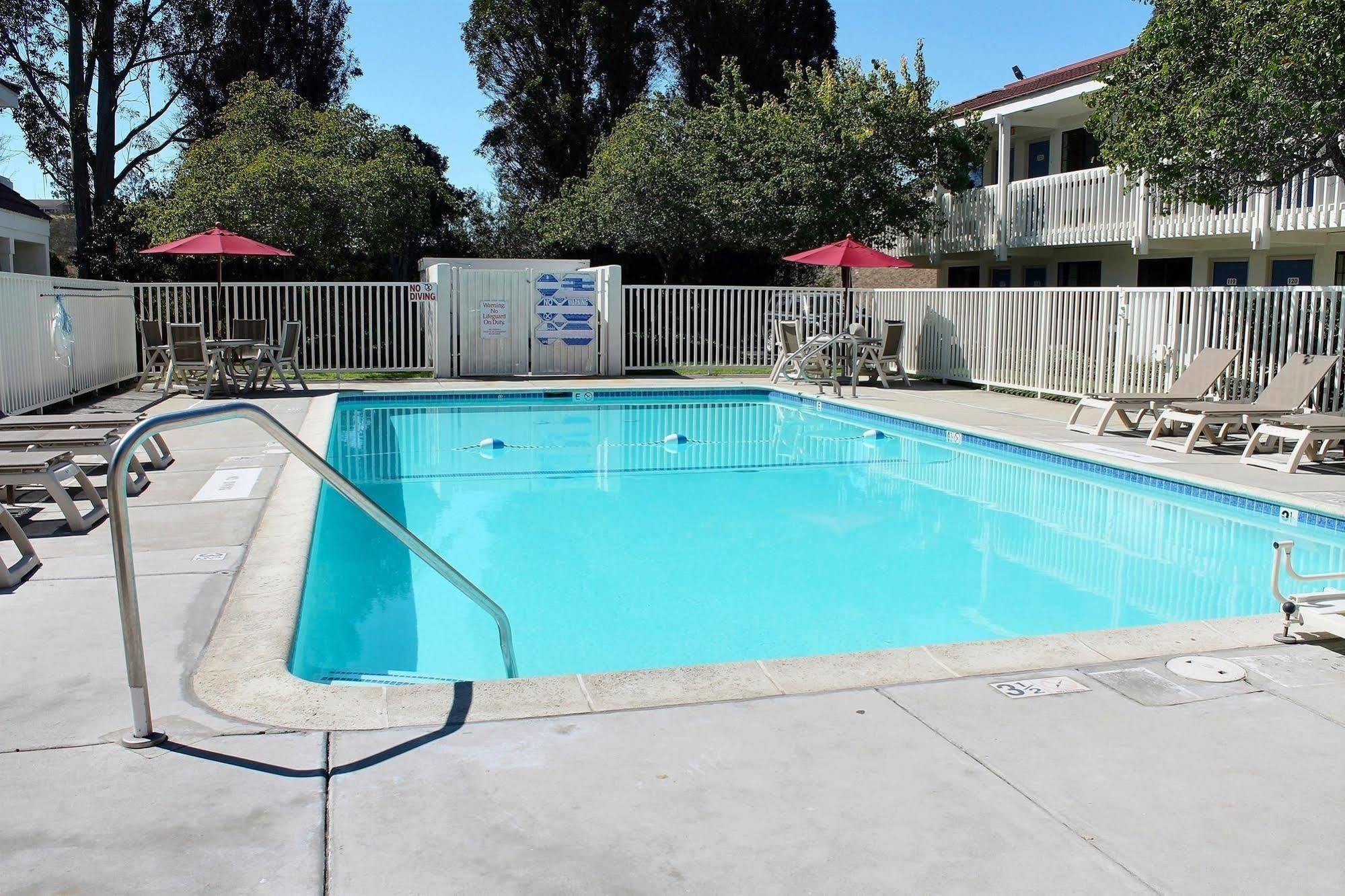 Motel 6-San Luis Obispo, Ca - South エクステリア 写真