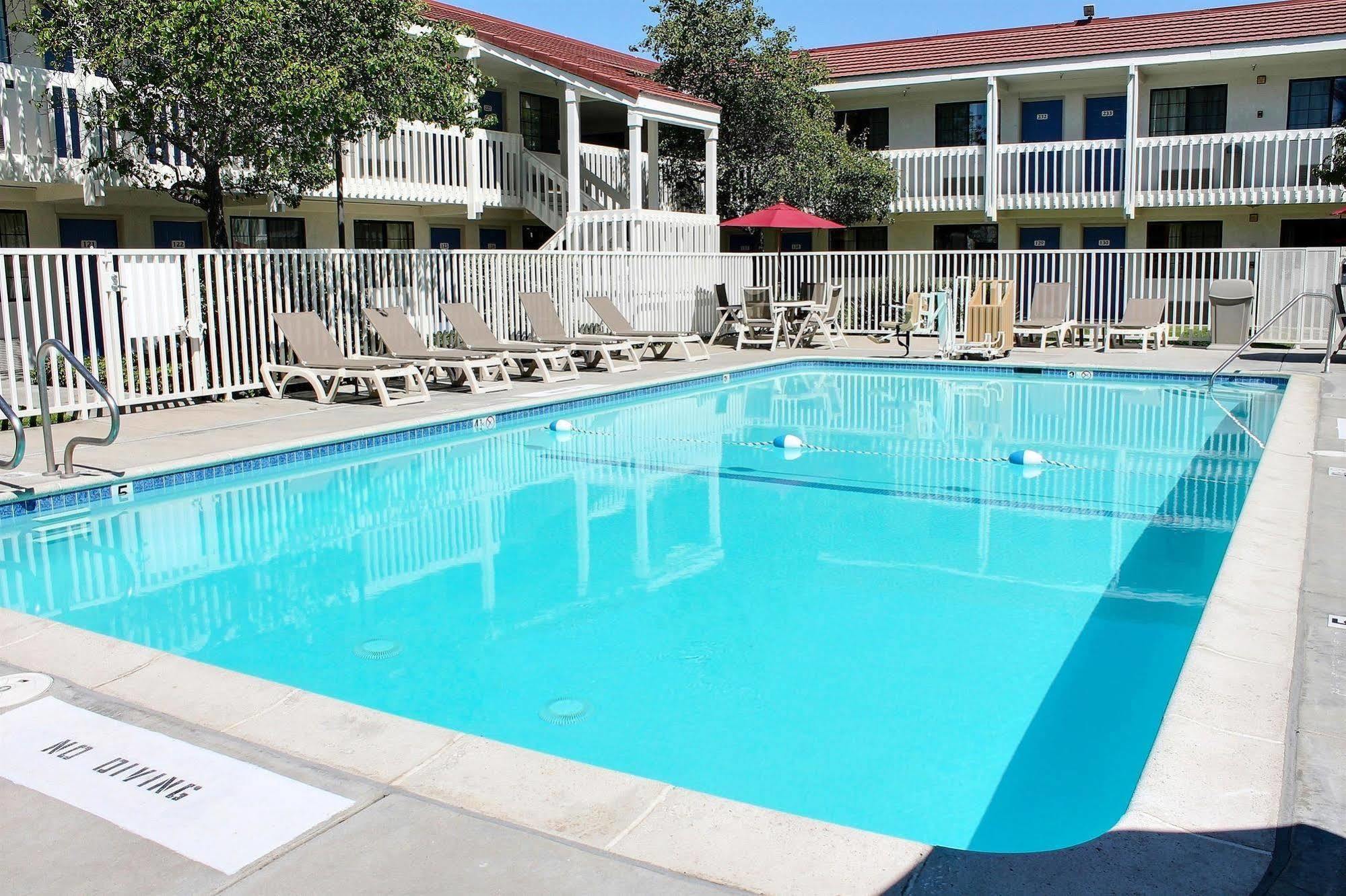 Motel 6-San Luis Obispo, Ca - South エクステリア 写真